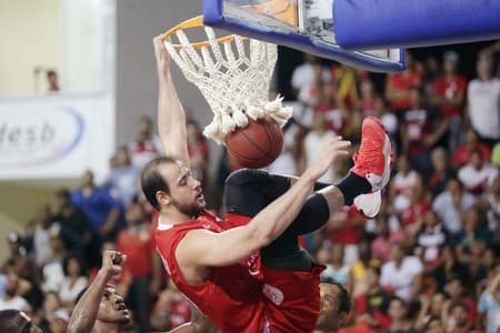 NBB CAIXA - Paulistano bate Vitória em Salvador e abre 1 a 0 na semifinal