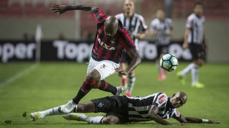 Atlético-MG 0 x 1 Atlético-PR