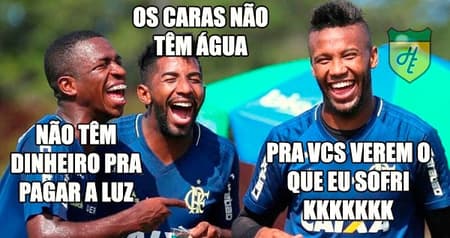 Falta de energia na partida entre Vasco e Avaí rendeu brincadeiras