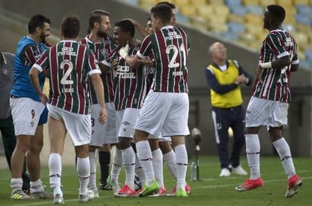 No Maracanã, Fluminense largou na frente da Universidad Católica: vitória por 4 a 0