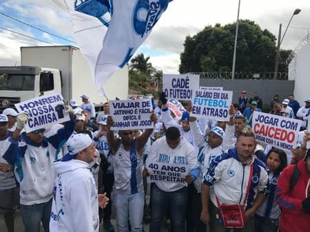 Protesto - Cruzeiro