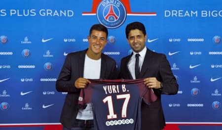 Yuri Berchiche PSG
