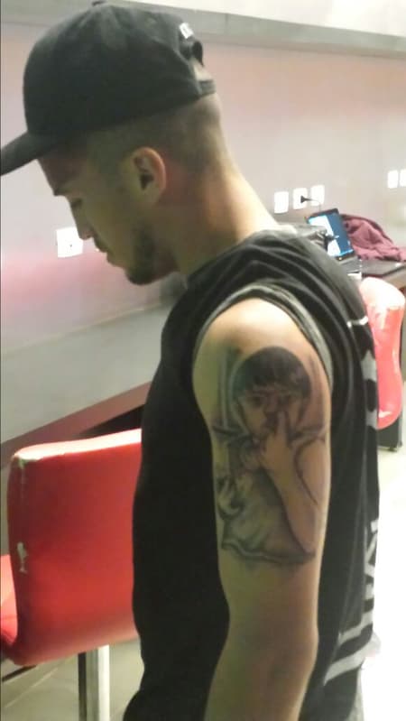 Tatuagem é uma homenagem ao irmão de Marcinho, falecido aos oito anos de idade