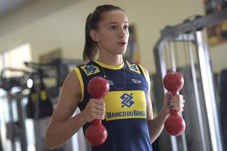 SELEÇÃO FEMININA: Gabi é convocada