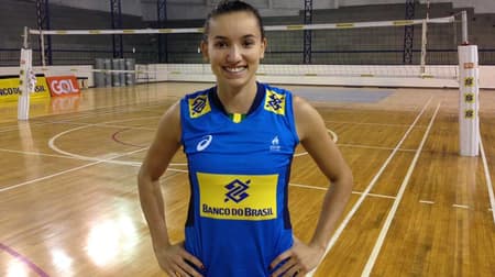 Gabi está de volta à seleção feminina