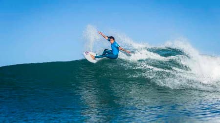 Silvana Lima estreia batendo recordes no Roxy Pro France