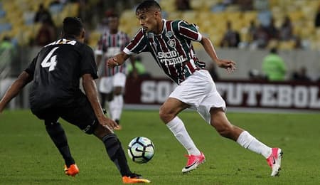 O Fluminense enfrenta o Botafogo no sábado: é a última chance de vencer um clássico neste Brasileirão