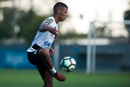 Arthur Gomes, do Santos