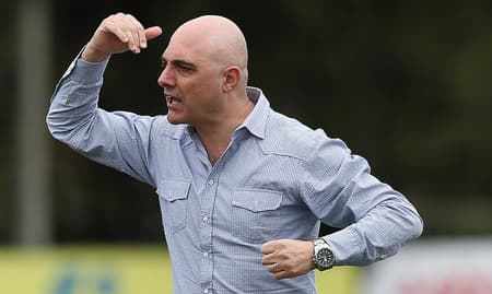 Maurício Galiotte tem reunião com o elenco do Palmeiras