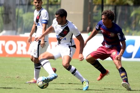 Arthur Minota Vasco
