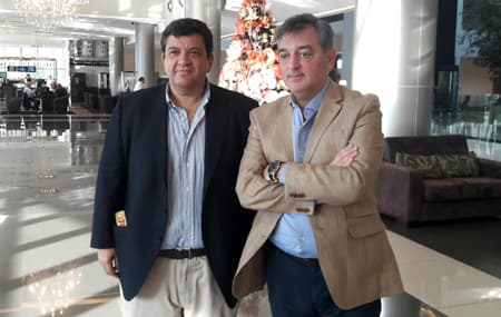 Presidente do Peñarol, Jorge Barrera, e o gerente geral do clube, Alvaro Alonso (Foto: Igor Siqueira)