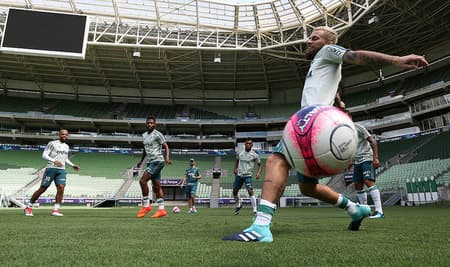 Treino do Palmeiras nesta terça no Allianz
