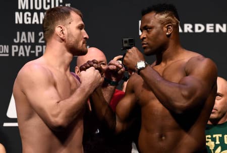 Stipe Miocic e Francis Ngannou se encaram no UFC 220
