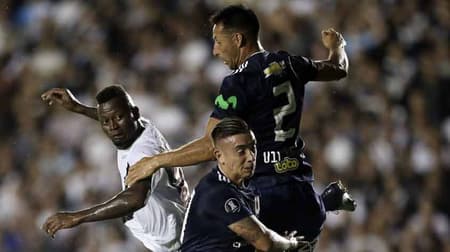 O Vasco teve uma atuação bastante fraca contra a Universidad de Chile pela Libertadores, e sua estreia na fase de grupo da competição. Apenas quem se salvou foi&nbsp;Paulinho, que entrou só no segundo tempo, por virose.&nbsp;Veja, a seguir, as avaliações do LANCE! (Notas por João Mércio Gomes jmercio@lancenet.com.br)<br>