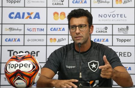 Alberto Valentim - Botafogo