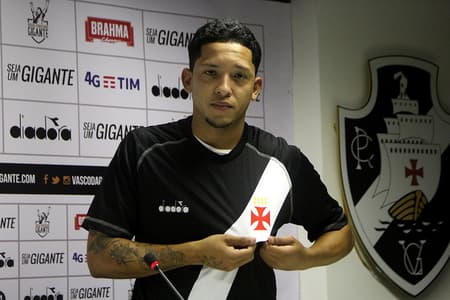 Lucas Perdomo, novo reforço do Vasco