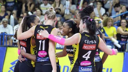Vôlei Nestlé x Dentil/Praia