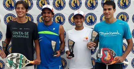 Campeões 3ª etapa, de azul Diogo Carneiro, de branco Luiz Gimpel