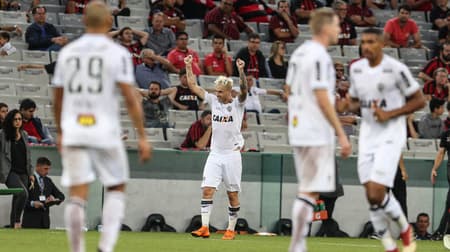 Atlético-PR x Atlético-MG: veja as imagens da partida