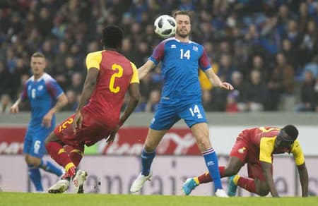 Islandia x Gana