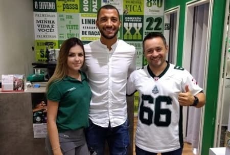 Vitor Hugo - Academia Store