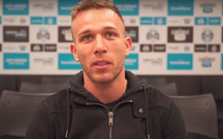 Arthur em vídeo de despedida do Grêmio