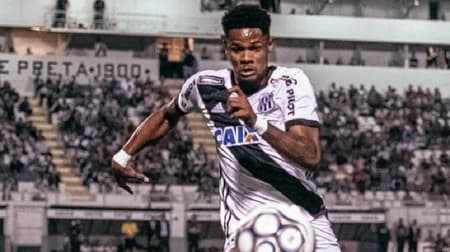 Júnior Santos  - Ponte Preta