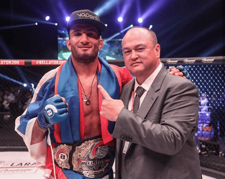 Gegard Mousasi se tornou campeão dos médios do Bellator no último mês de maio, em Londres (Foto Bellator)