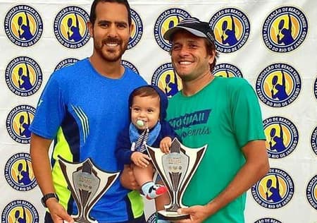 Thales Santos, Vinicius Font e Vicente, filho de Font