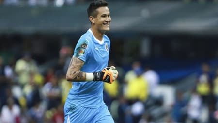 Raúl Gudiño - Goleiro do Chivas Guadalajara no Mundial