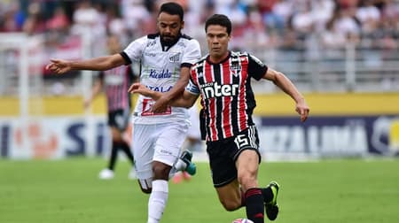 Bragantino x São Paulo Hernanes