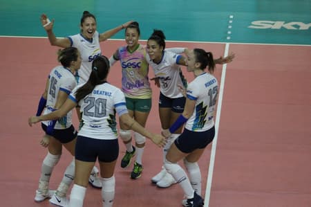 Sesc RJ x Dentil/Praia Clube