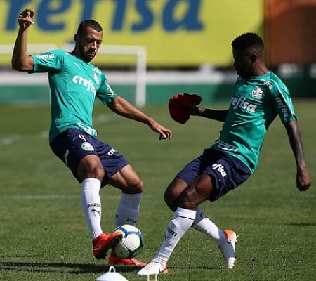 Vitor Hugo e Ramires