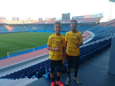 Hector e Herick no Cerro Porteño
