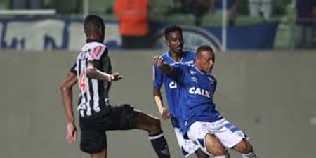 A dupla mineira faz campanha parecida no Brasileiro sub-20. O jogo só terá torcedores da Raposa
