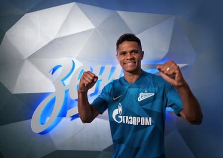 Douglas Santos - Zenit