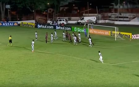 Jacuipense x Vasco - Falha Goleiro