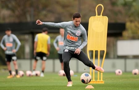 Mateus Vital - Treino Corinthians