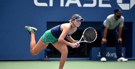 Sofia Kenin saca em duelo com Leylah Fernandez no US Open