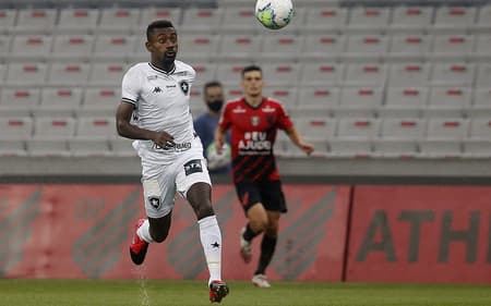 Athletico-PR x Botafogo - Kalou