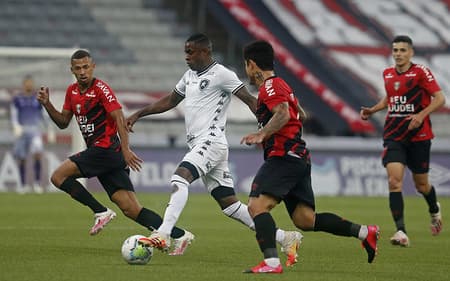 Athletico-PR x Botafogo - Disputa