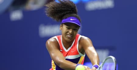 Naomi Osaka se defende na semifinal do US Open