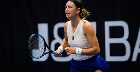 Victoria Azarenka em ação no WTA de Ostrava 2020