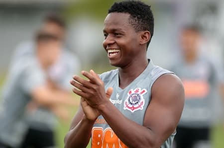 Cazares - Treino Corinthians