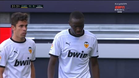 Cadiz x Valencia - Acusação de racismo de Mouctar Diakhaby a Juan Cala