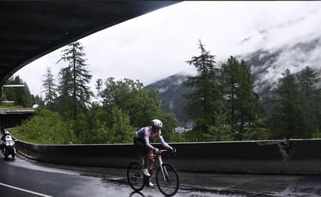 Ben O'Connor vencendo Tour de France