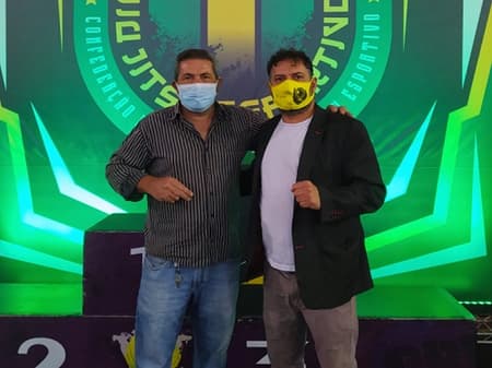 Secretário Luiz Calderone e Moisés Muradi, presidente da CBJJE (Foto: Divulgação)