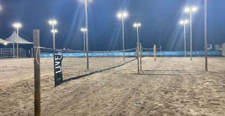 Quadras de Beach Tennis estão prontas para torneio internacional na praia do Patacho