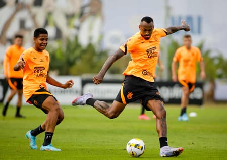 Treino Corinthians 06/06 - Raul Gustavo e Wesley