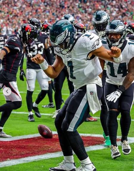 Eagles teve dificuldades, mas conseguiu manter os 100%